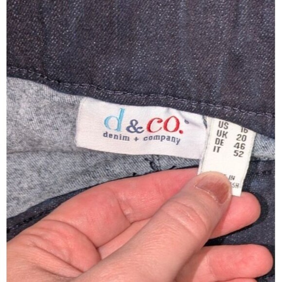 Denim & Co Jeans 16 Women's Blue Dark Wash Straight Leg Raw Hem Pull On Cozy - Picture 5 of 8